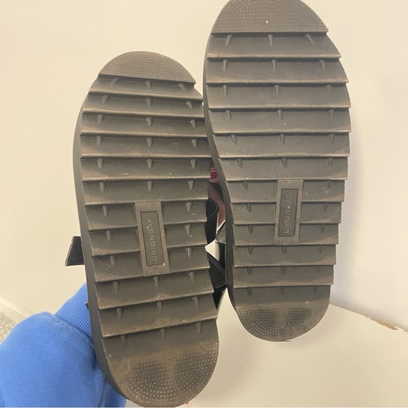 Union Bay | Black Patent Leather Dulce Fisherman Sandal - Picture 6 of 9